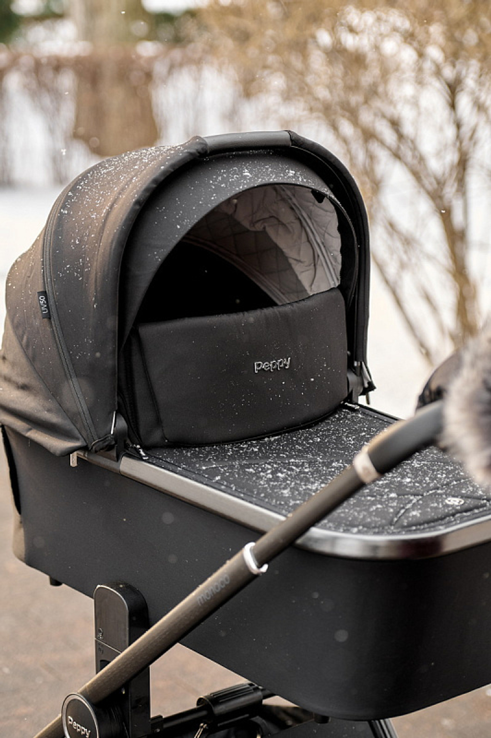 Детская коляска Peppy Monaco 2 в 1 Black (черный), рама черная матовая