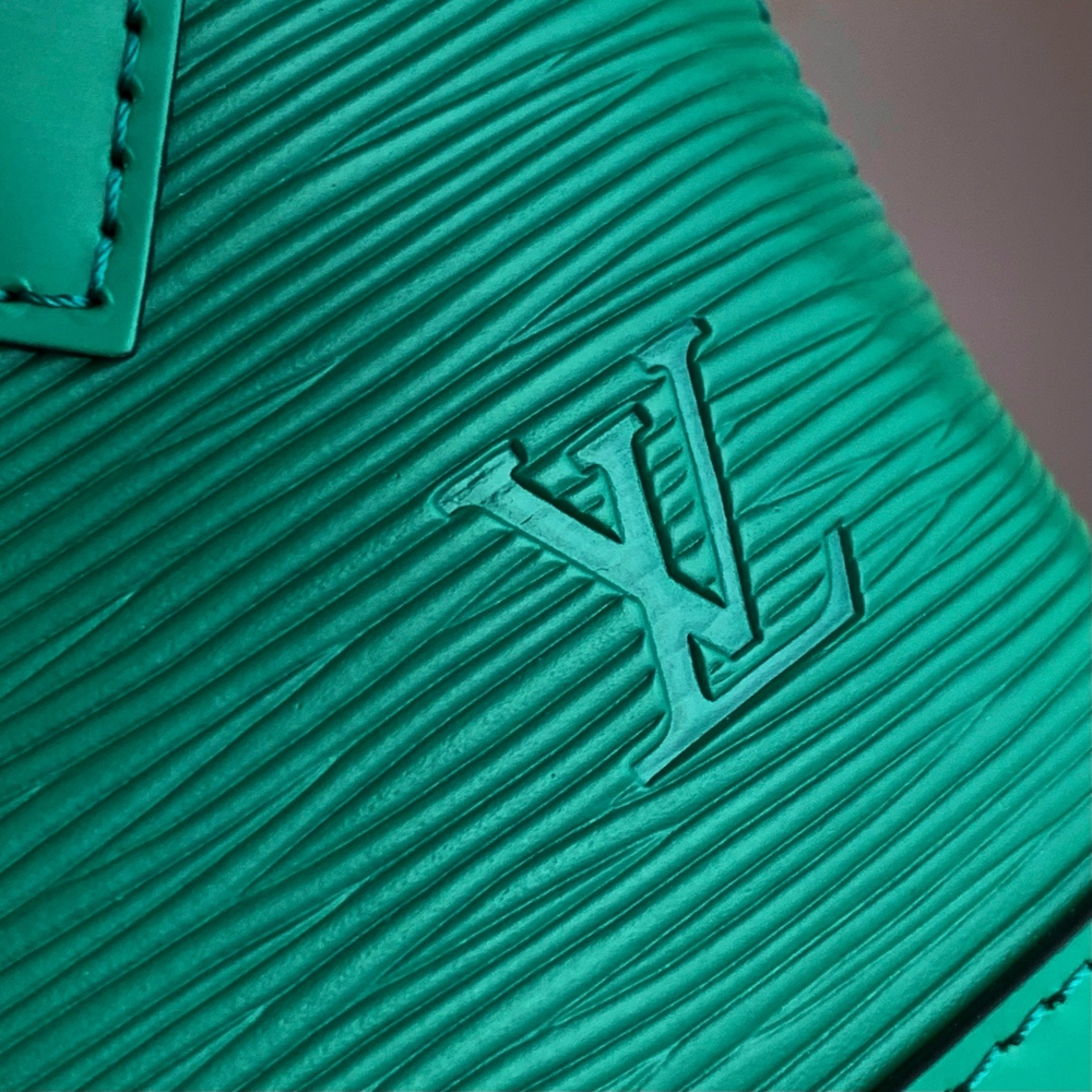 Louis Vuitton Nano Alma