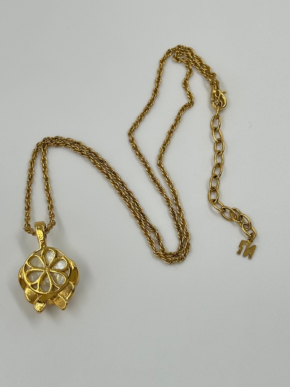 Кулон Nina Ricci