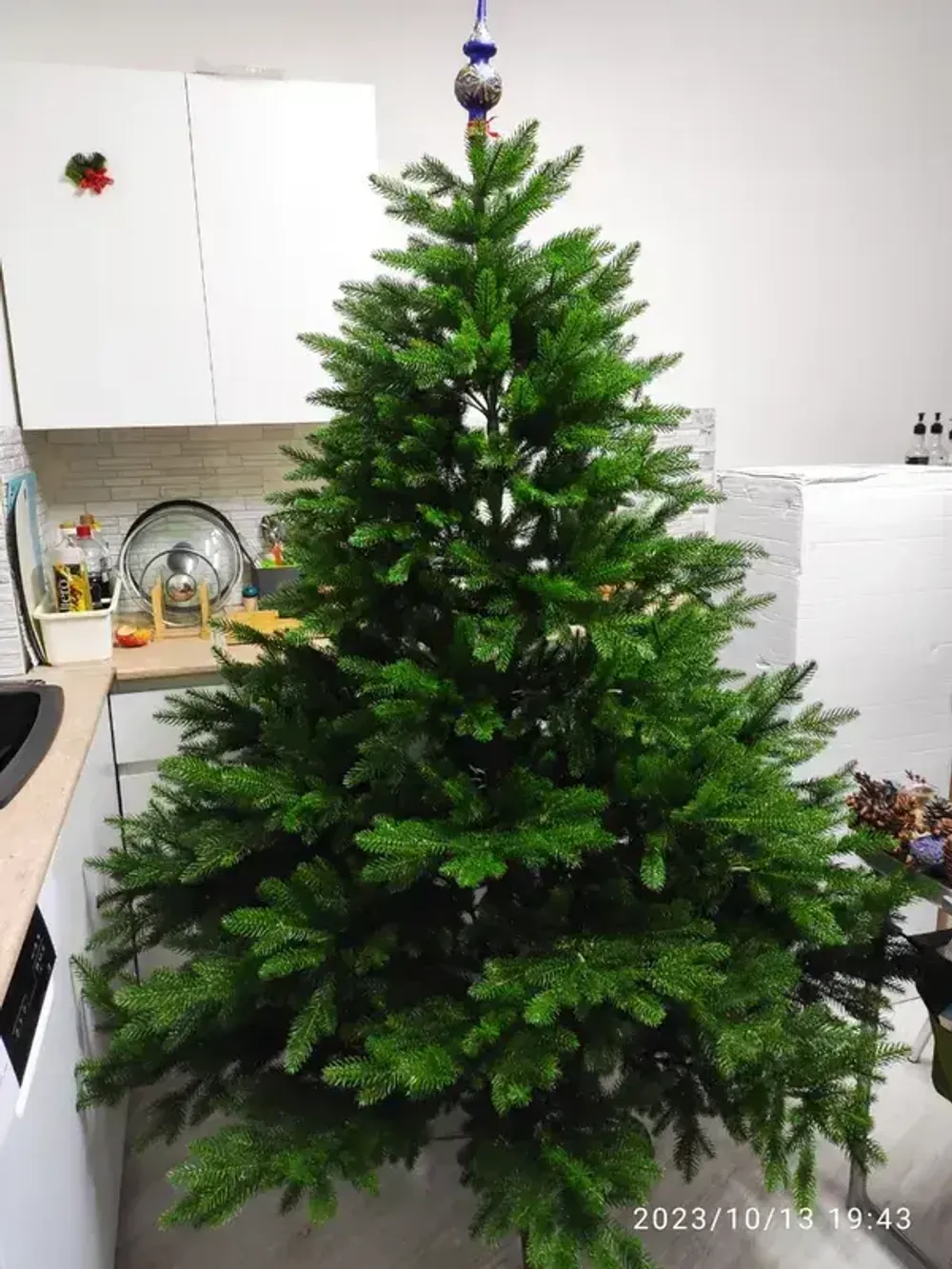 Елка с гирляндой встроенной «Престиж» (Литая хвоя) 2,5 м