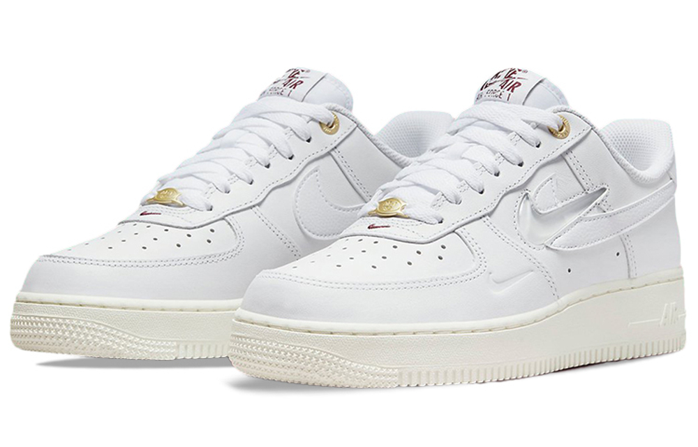 Кроссовки Nike Air Force 1 Low (Женская размерная сетка)