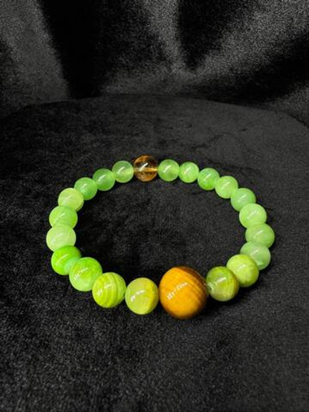 Браслет из тонир. зеленого Кальцита + бусина Тигрового Глаза и Цитрина