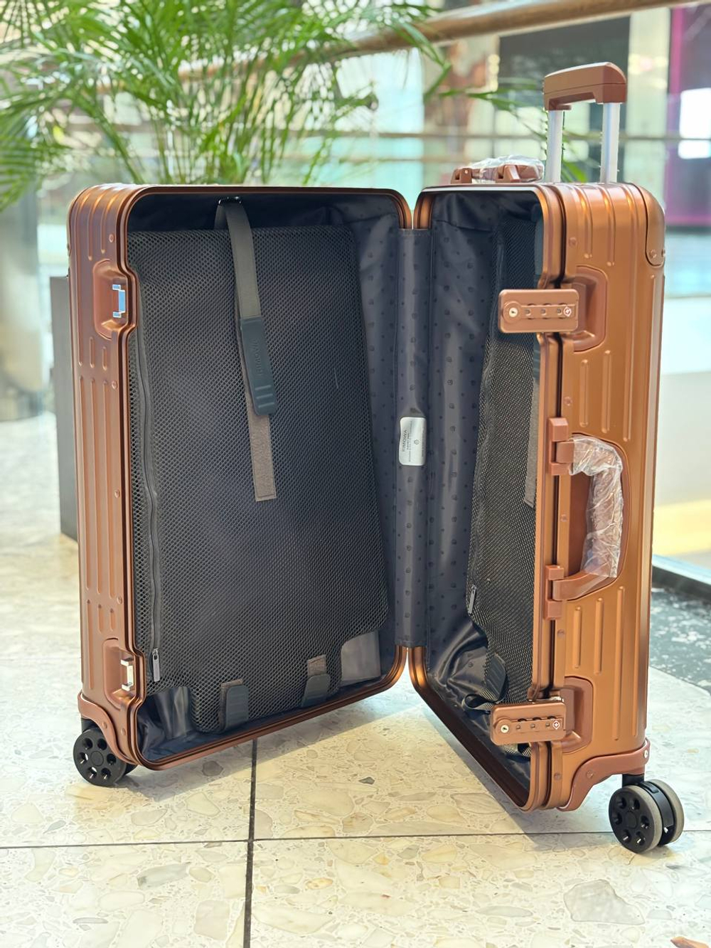 Чемодан Rimowa