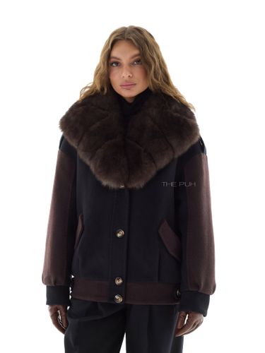 Черная куртка с шоколадными рукавами