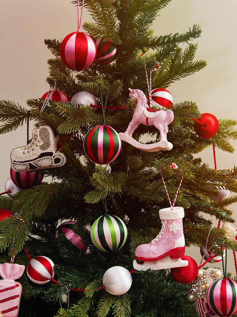 Набор елочных украшений Christmas jewels из коллекции New Year Essential, 4 шт.