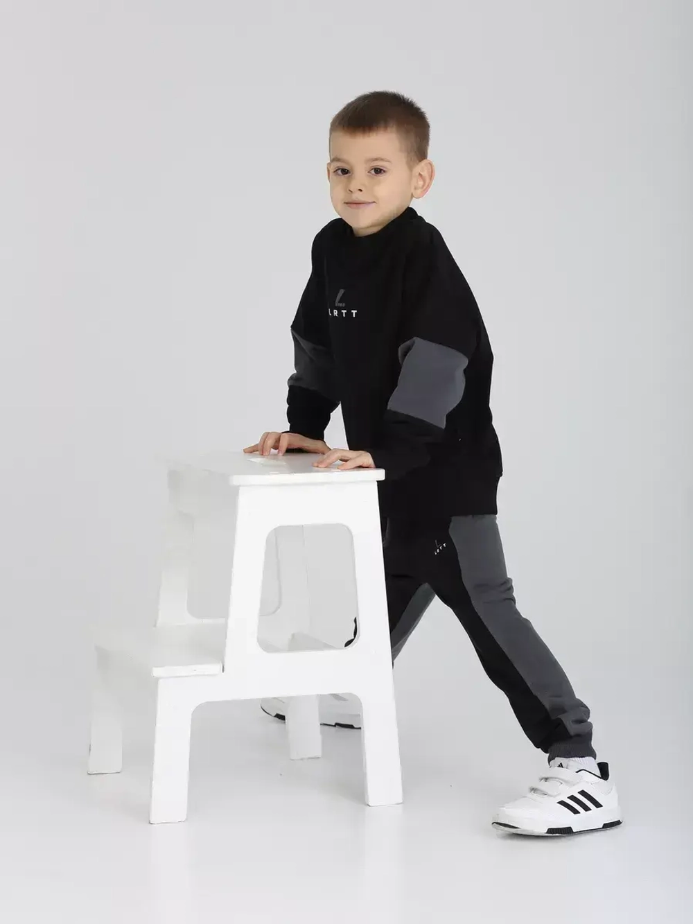 Костюм детский теплый, толстовка и брюки