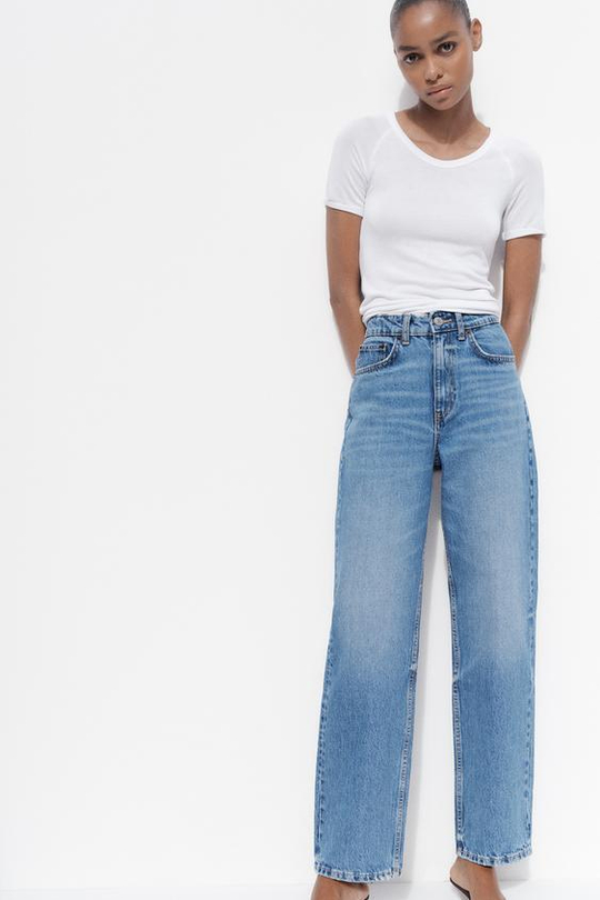 ZARA ДЖИНСЫ TRF MOM FIT HIGH WAIST, СИНИЙ