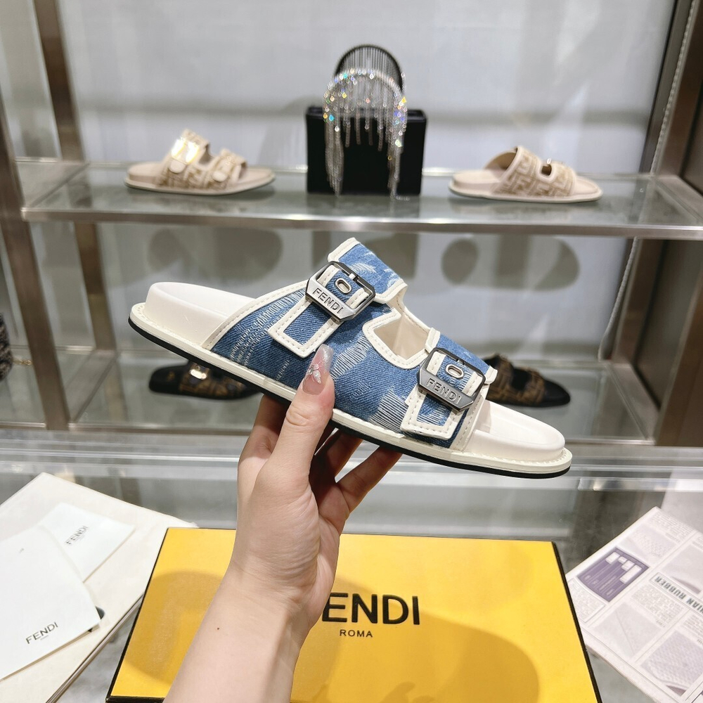 Fendi Feel Slides