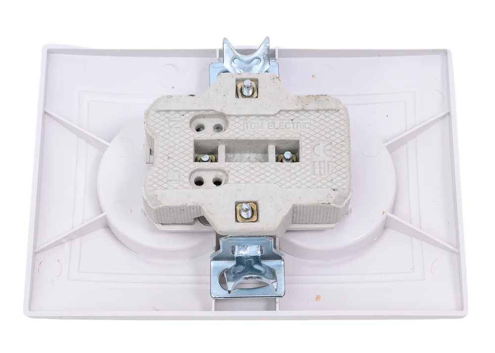 Двойная розетка, с/у белая 2П 10А 250В TDM ELECTRIC Таймыр SQ1814-0013 б/з