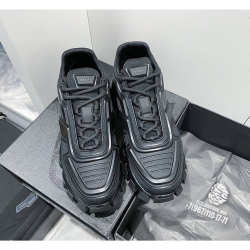 Кроссовки Prada