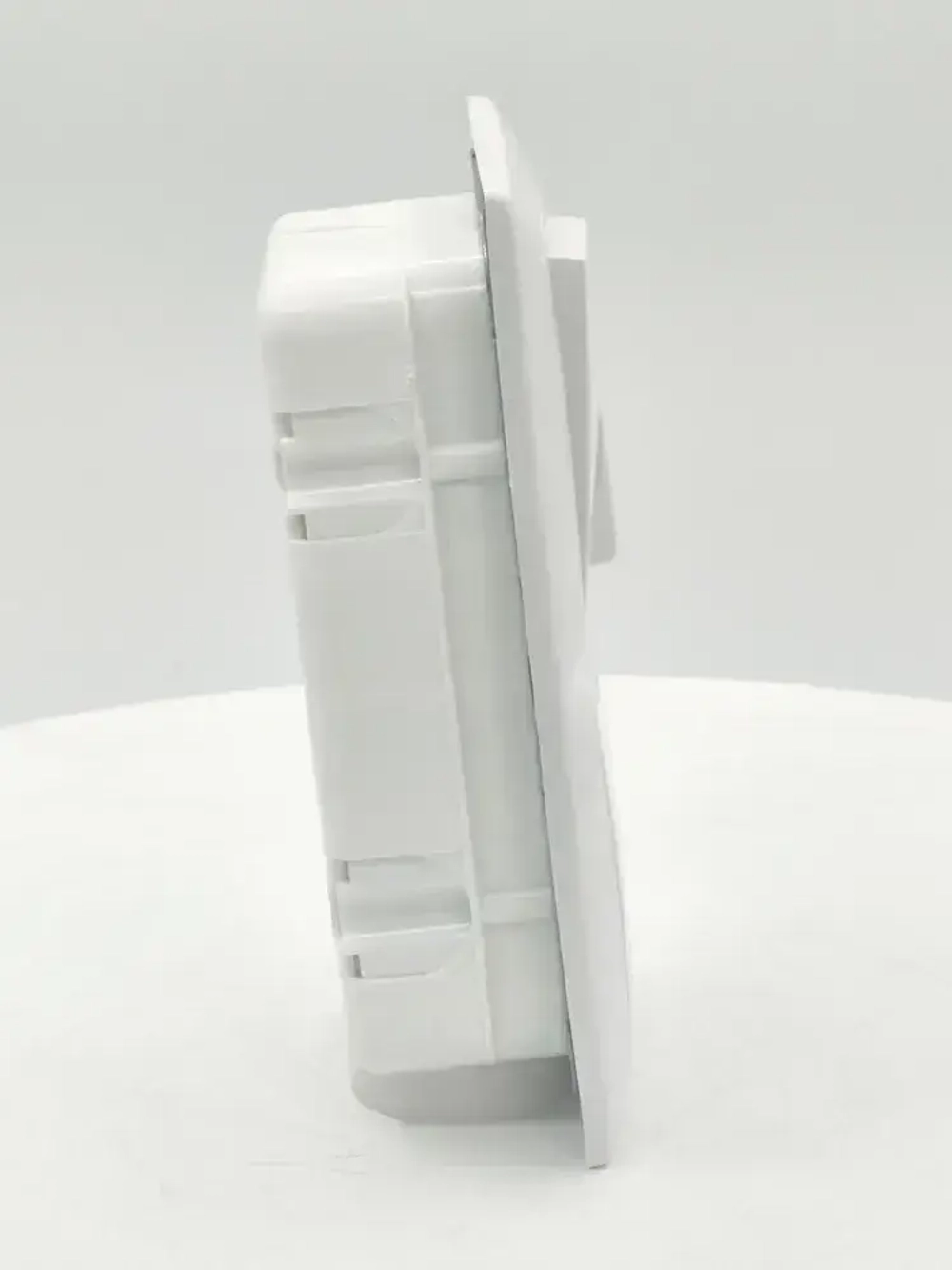 Блок Выключатель двухклавишный + розетка с заземлением скрытой установки BYLECTRICA СветоПрибор серия СТИЛЬ, белый, 2В-РЦ-693