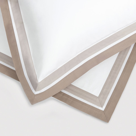 Постельное белье 2 спальное евро Сlaire&Caroll Jacqueline белое с бежевым кантом