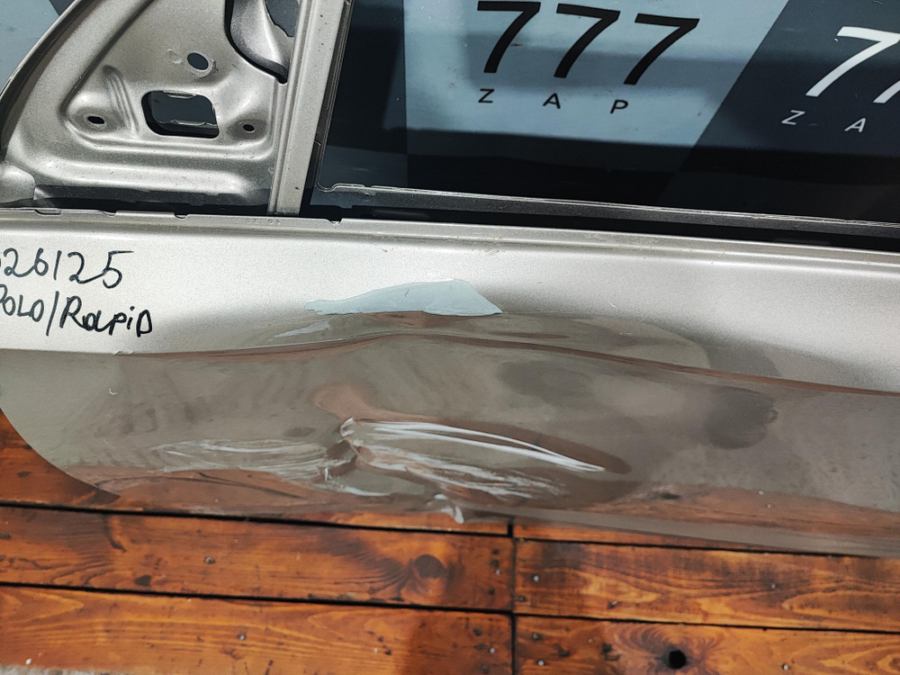 Дверь передняя левая Polo 6, Rapid 1-2 Б/У Оригинал 60U831311