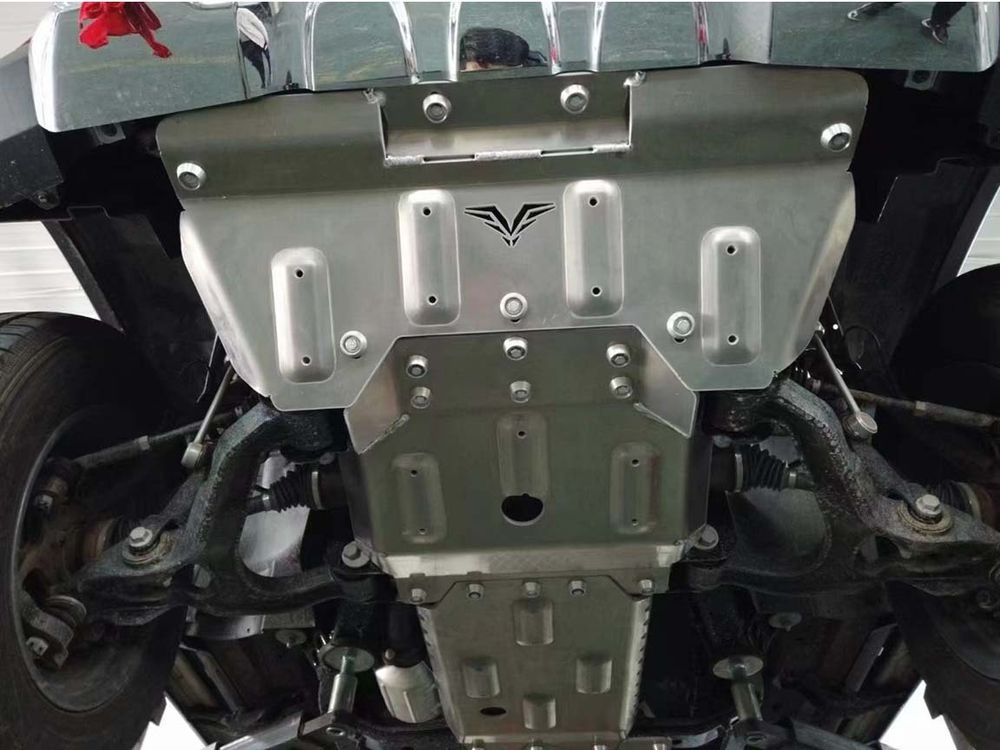 Защита радиатора, картера, РК, КПП для BAIC BJ40 (2.0T бензин), 2019-2023, алюм. 8 мм Falcon