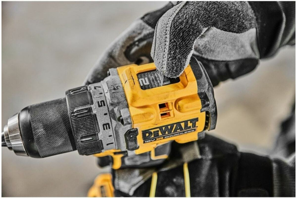 Аккумуляторная дрель-шуруповерт Dewalt DCD 800 NT