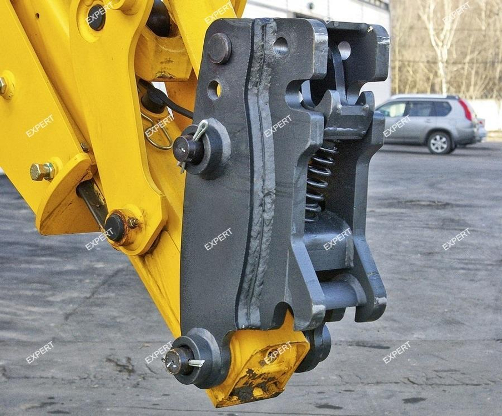 Квик-каплер на экскаватор-погрузчик XGMA