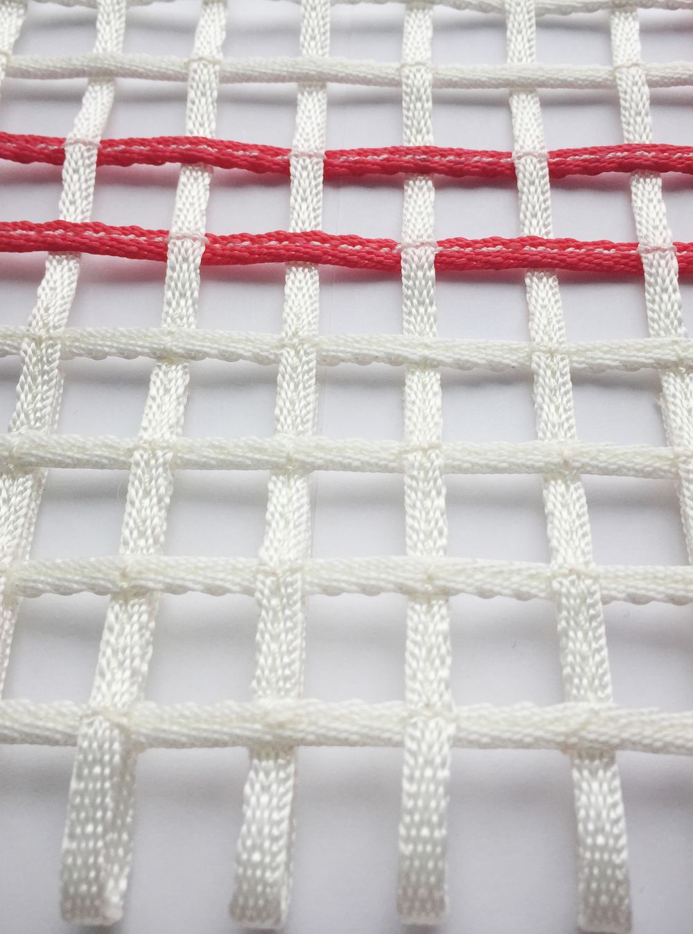 Сетка для батута соревновательная "ЗВЕЗДА" - плетеная прошитая тесьма (4х4мм)