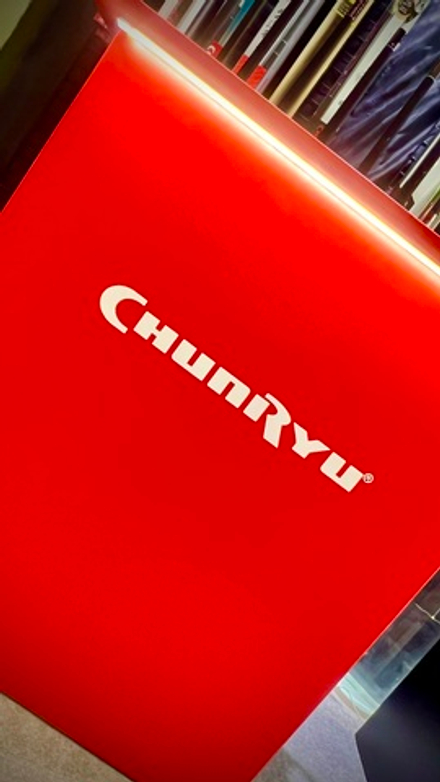 Тумба презентационная для удочек ChunRyu