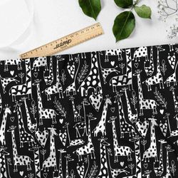 Ткань таффета черно-белые жирафики