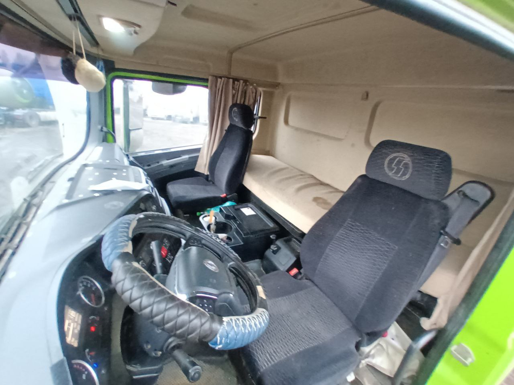 Shacman (Shaanxi) SX* 8x4 Самосвал SX33186V366 (Дизельный, 11,6 л, 423 л.с., МТ)