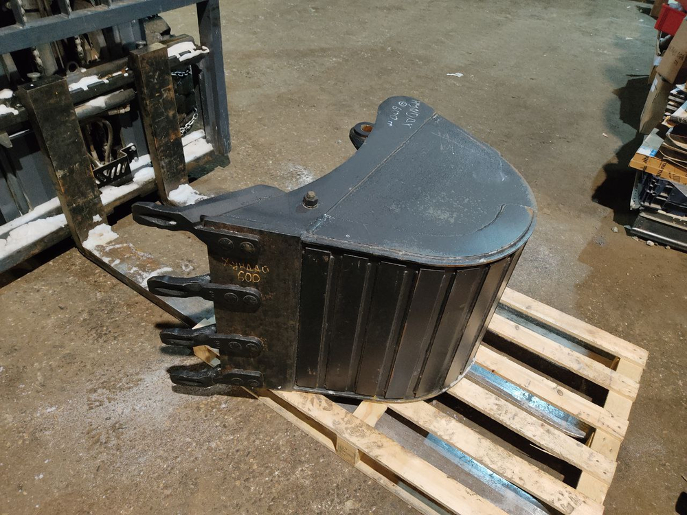 Ковш Hyundai H940S 600 мм 0,16м3 61U4-81000