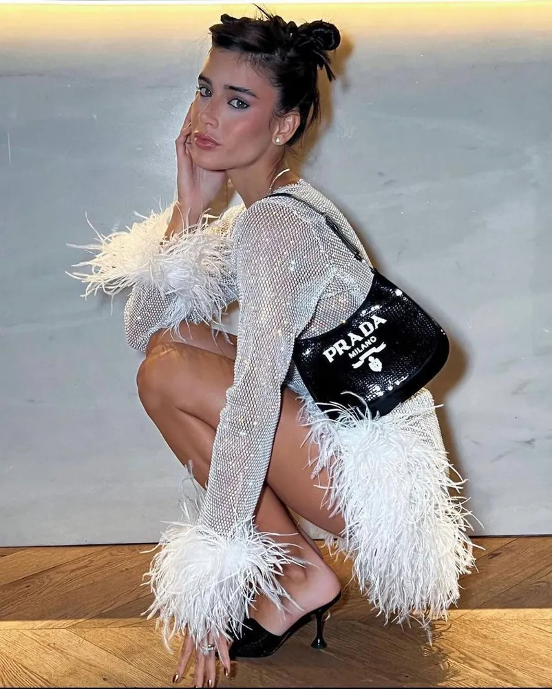 Костюм со стразами 2В-112-2