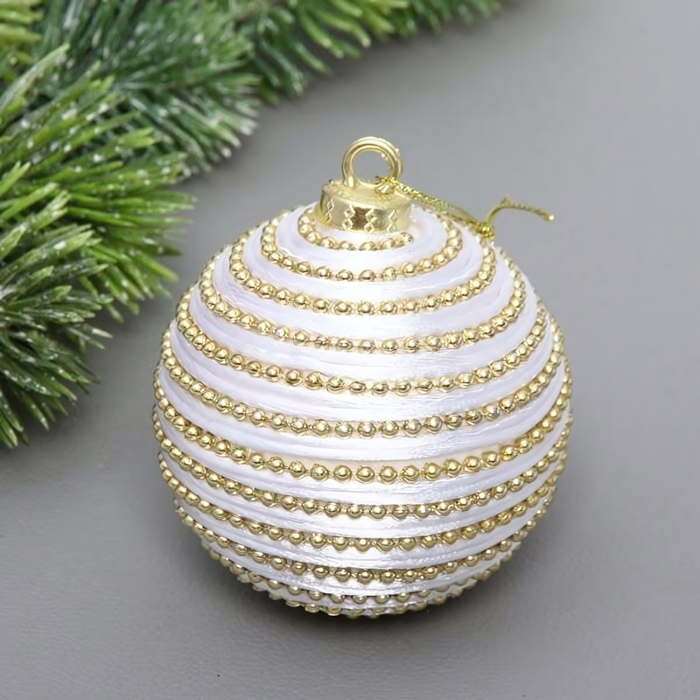 Новогодний шар "Сказочные узоры" 8 см, Золото (Серпантин)