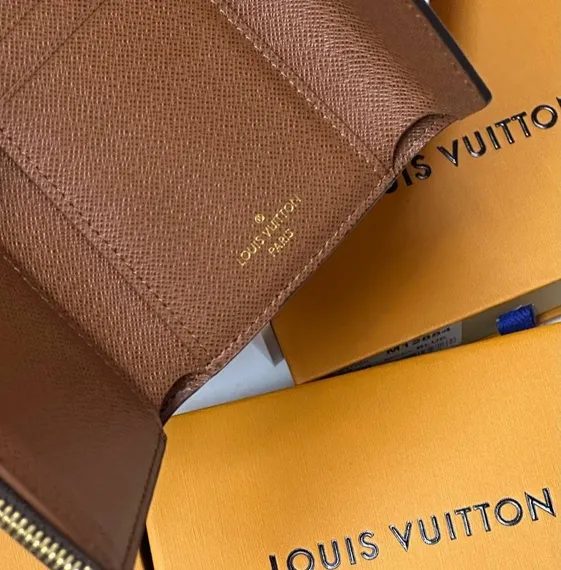 Кошелек Louis Vuitton Victorine канва Monogram Macassar