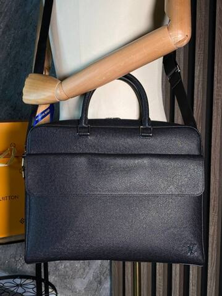 Портфель Louis Vuitton
