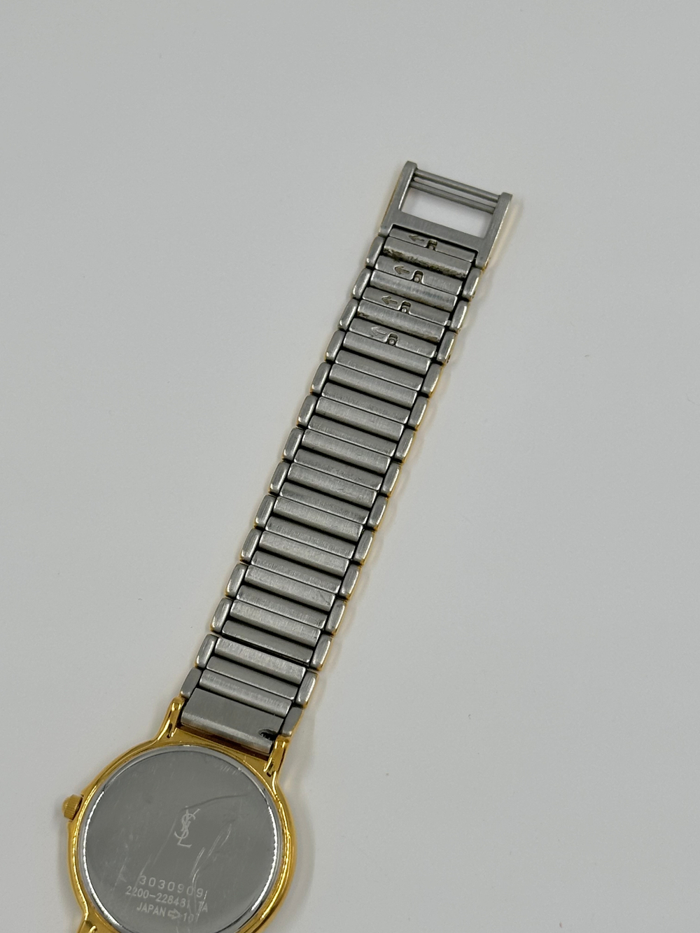 Часы Yves Saint Laurent