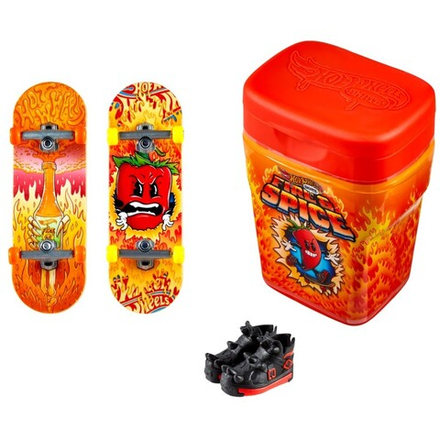 Hot Wheels Skate - Скейтбокс Fire & Spice с двумя скейтбордами 2шт HVK78 / артикул   HTP10 HVK78  / GTIN 194735206698