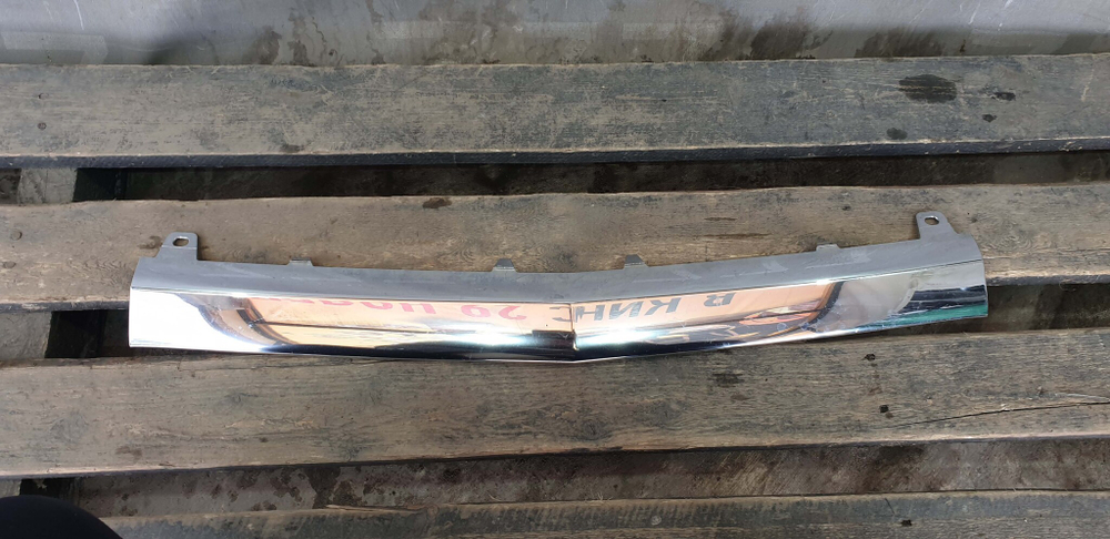 Накладка переднего бампера Mercedes C-Class (W205) 14-23 Б/У Оригинал A2058851574