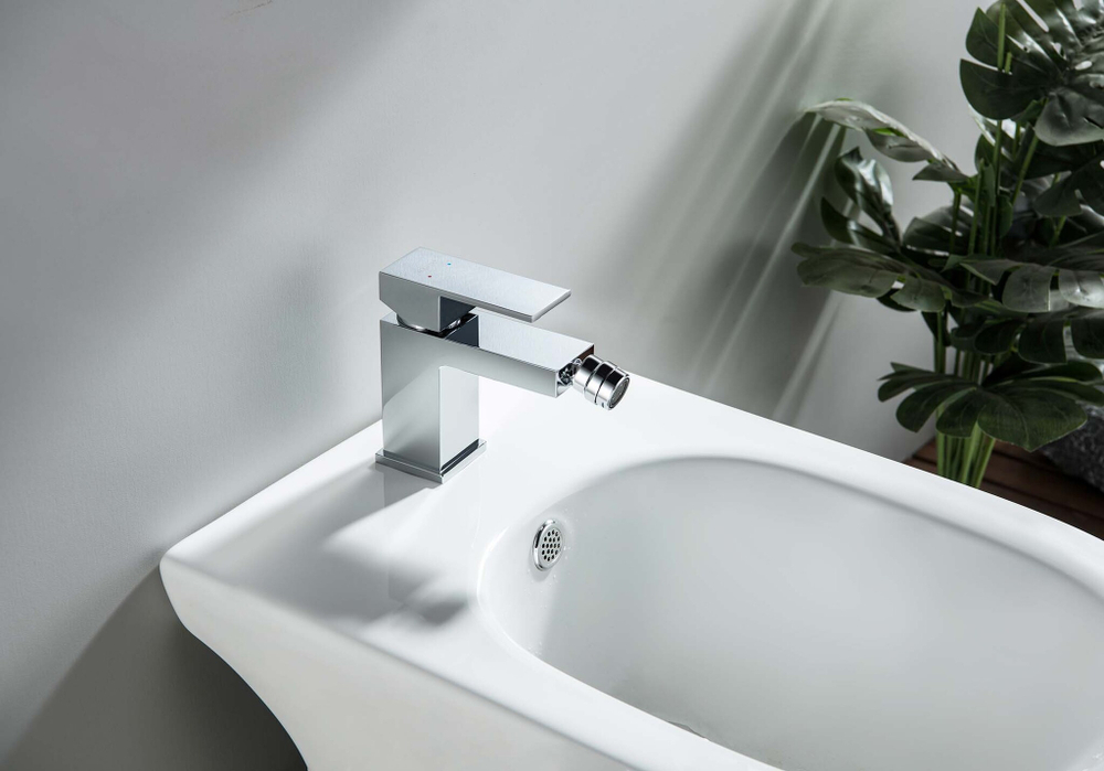 Смеситель для биде AQUATEK AQ1618CR ЛИБРА