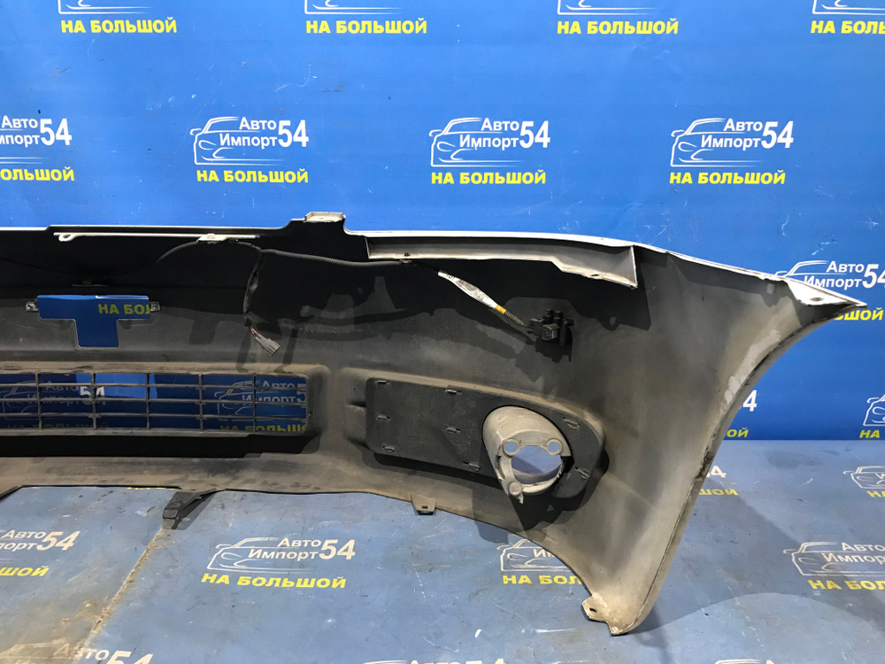 Бампер передний TOYOTA IPSUM 2001-2003