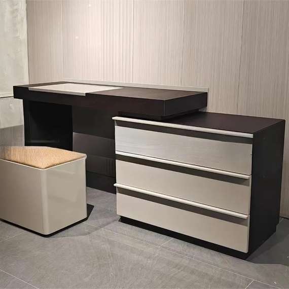 Стол-консоль EBRO