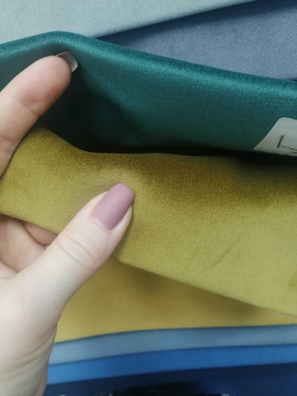 Велюр Manhattan (Манхэттен) 14 золотистая оливка