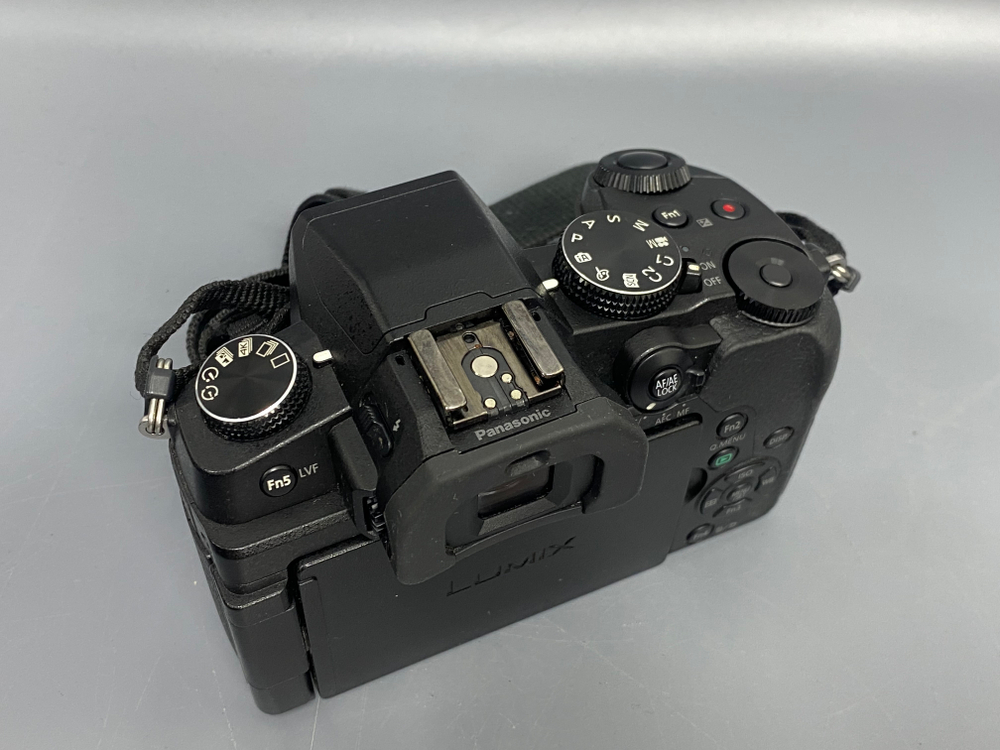 Panasonic Lumix DMC-G81