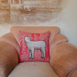 Декоративный гобеленовый чехол для интерьерной подушки Овечка на розовом 47*47