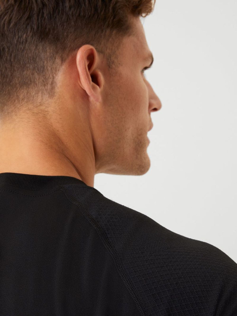 Мужская теннисная футболка теннисная Björn Borg Running Seamless LS T-Shirt - black beauty