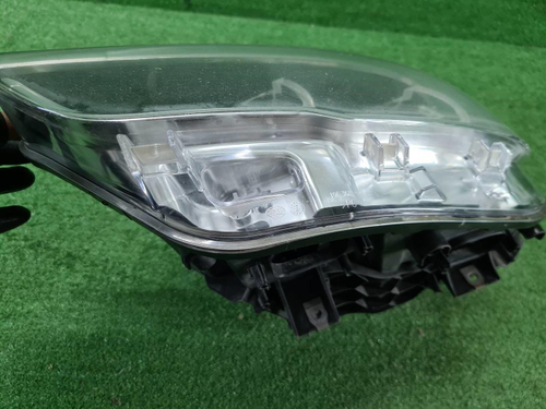 Фара левая BMW 1er F20 (2015-2017) LED