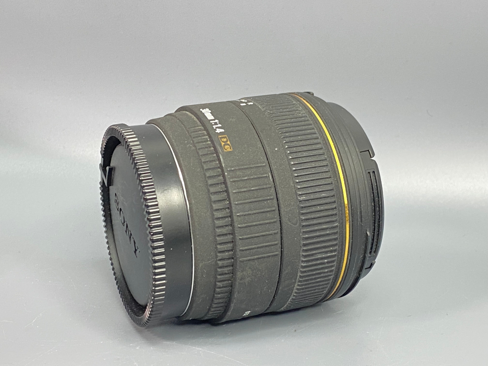 Sigma 30mm 1.4 EX DC Sony A