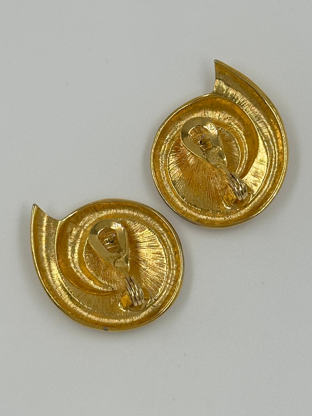 Серьги с чёрной эмалью Monet