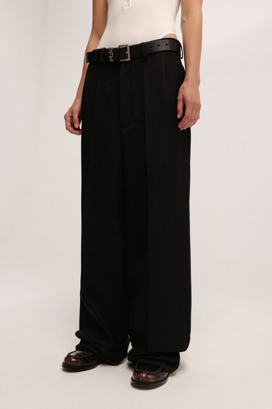 Брюки костюмные со стрелками