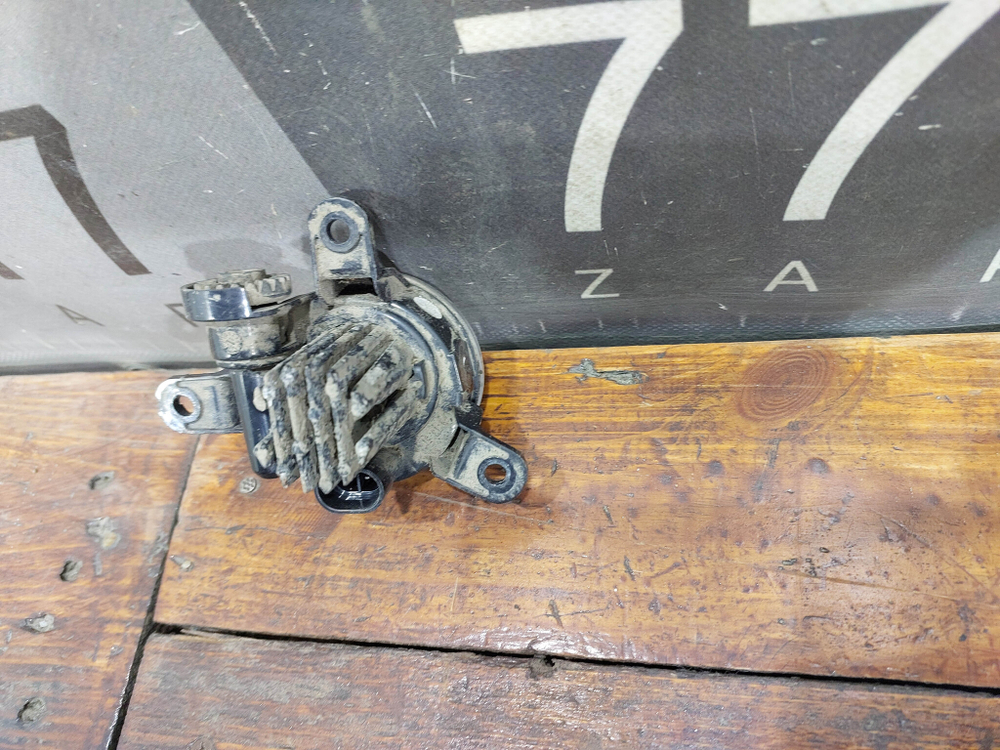 ПТФ передняя левая Chery Arrizo 8 22-нв Б/У Оригинал 605000852AA