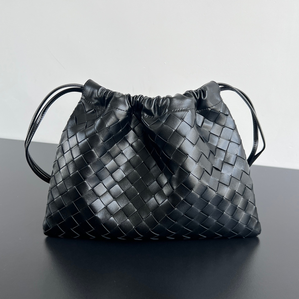 Bottega Veneta Medium Dustbag 32 cm