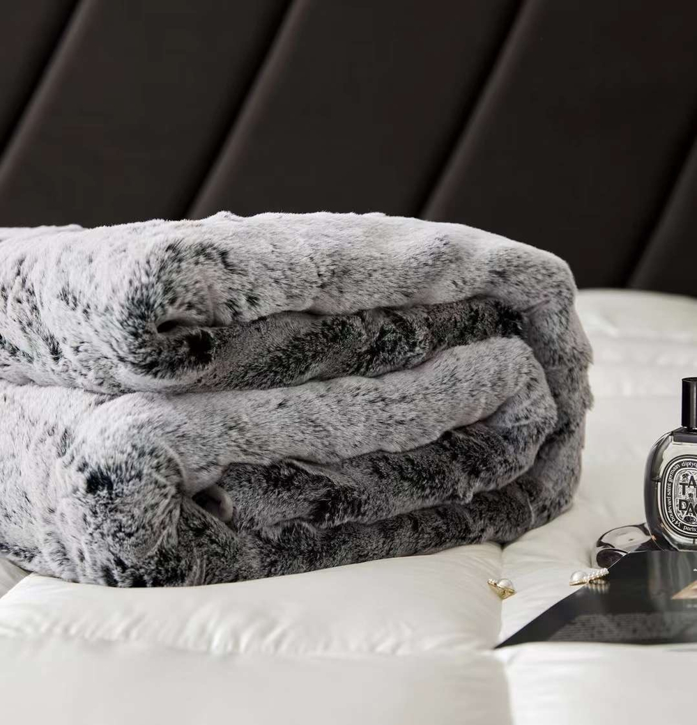 Плед из искусственного меха La Perla 150x200