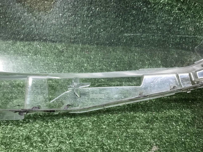 Стекло фары левое Nissan Qashqai 2 j11 (2013-2019)