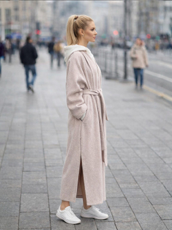 Кафтан -пальто с поясом без подкладки /топленое молоко