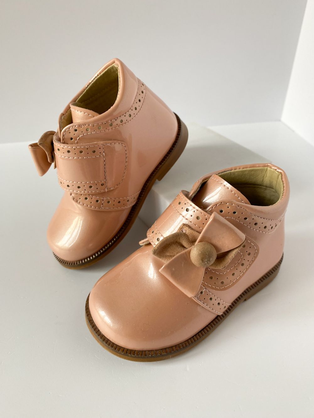 Лаковые ботинки Clarys, 19