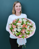 Букет белая и розовая альстромерия 15 шт(00173)